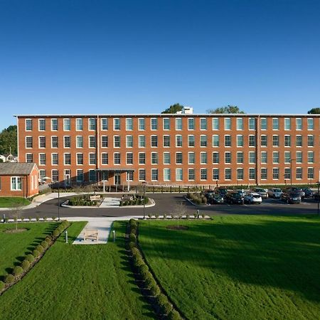 Fairfield Inn & Suites Madison Historic Eagle Cotton Mill 외부 사진