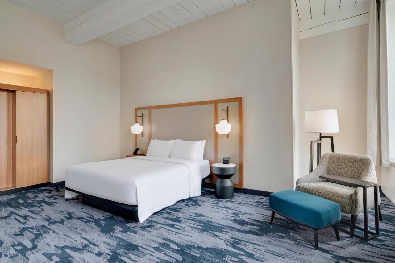 Fairfield Inn & Suites Madison Historic Eagle Cotton Mill 외부 사진