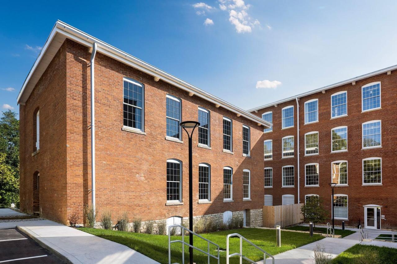 Fairfield Inn & Suites Madison Historic Eagle Cotton Mill 외부 사진