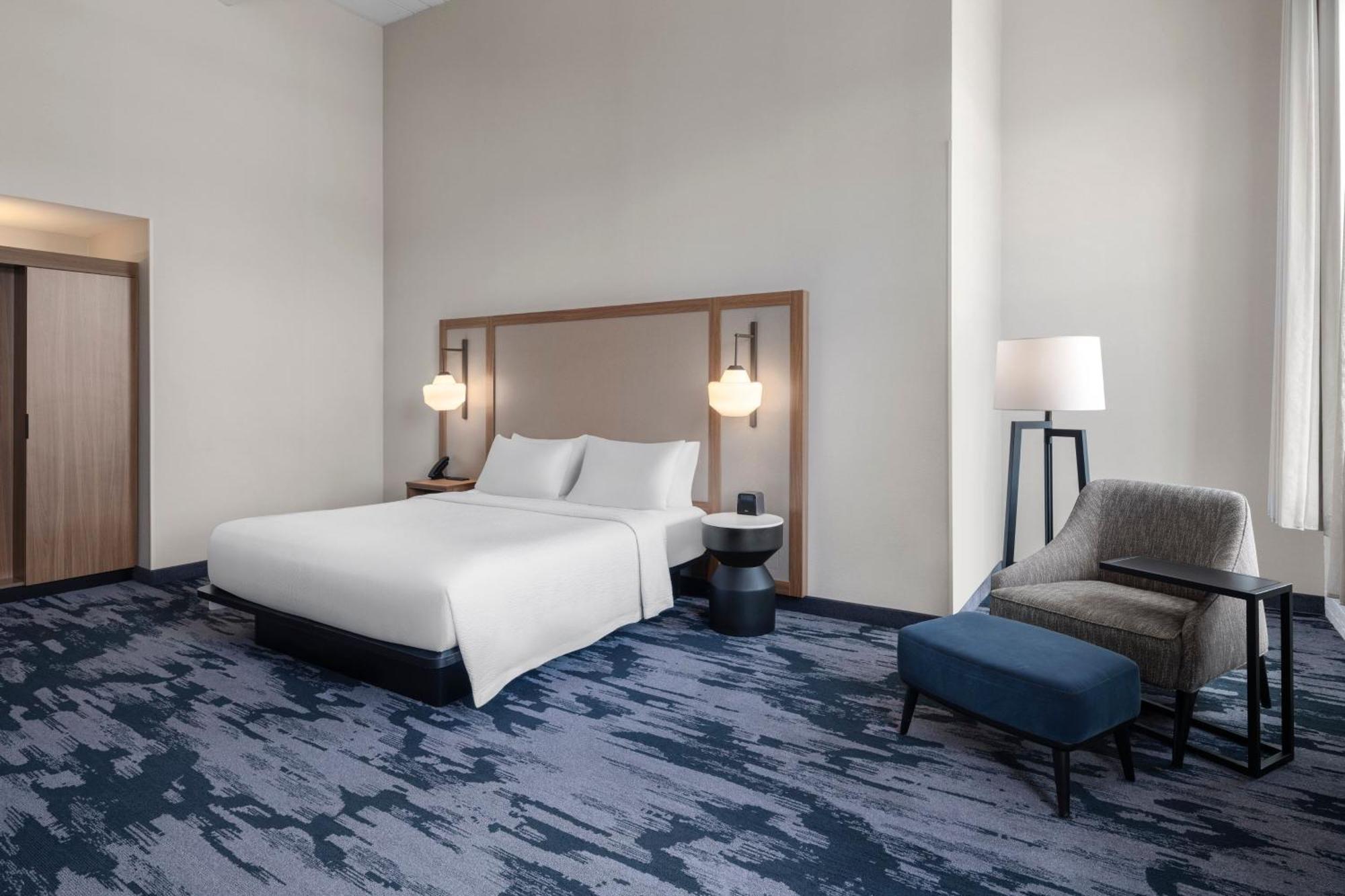 Fairfield Inn & Suites Madison Historic Eagle Cotton Mill 외부 사진