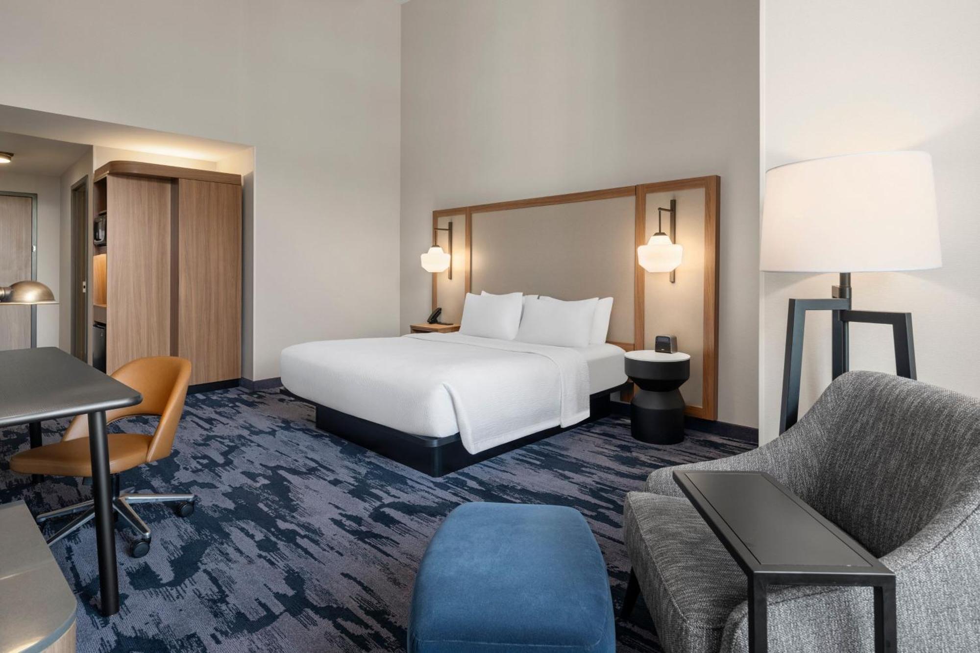 Fairfield Inn & Suites Madison Historic Eagle Cotton Mill 외부 사진
