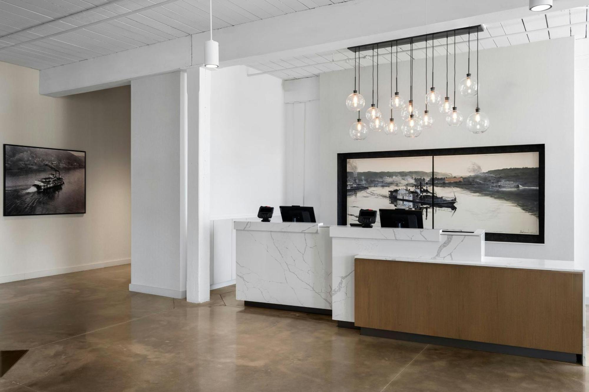 Fairfield Inn & Suites Madison Historic Eagle Cotton Mill 외부 사진